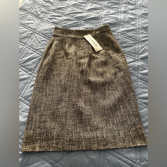 Moschino Grey Tweed Pattern Knee-Length Skirt (Size 4) - Picture 3 of 5